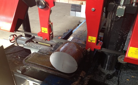 布拖卧式带锯床加工时出现明显振荡如何排查？